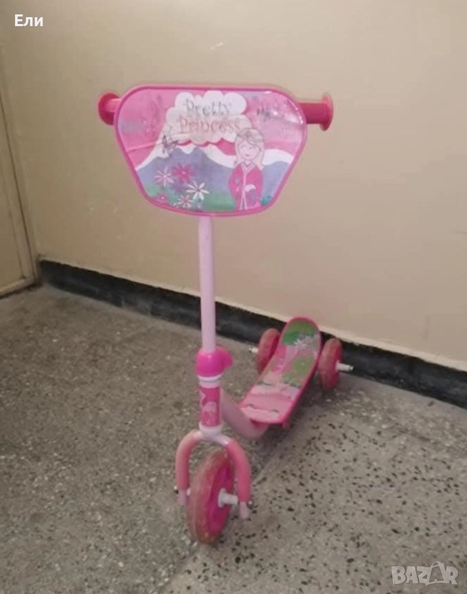 Тротинетка за момиченце, снимка 1