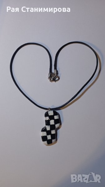 Ръчно изработено герданче- черно-бяла мозайка , снимка 1