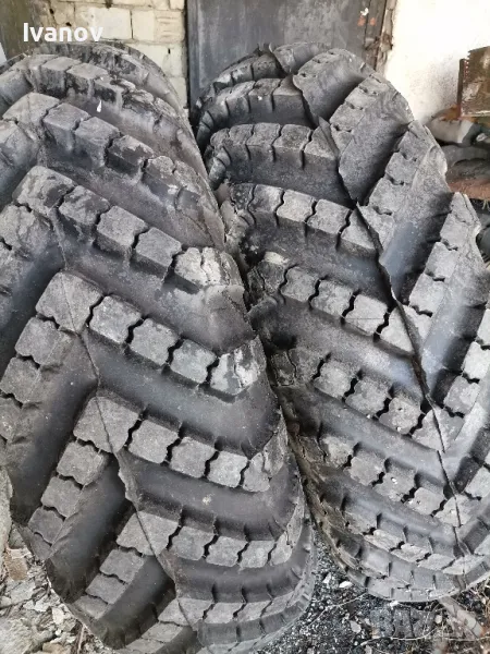 Руски Гуми 16.00-20, снимка 1