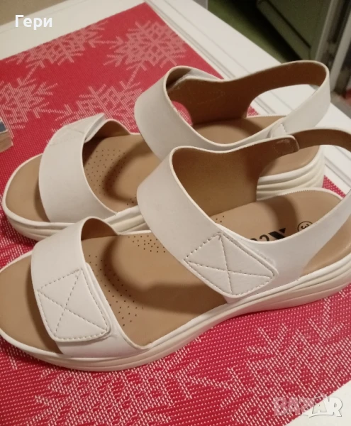 Дамски сандали на платформа, снимка 1