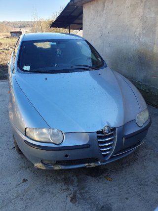 Alfa Romeo 147 1.6 twinspark- НА ЧАСТИ 