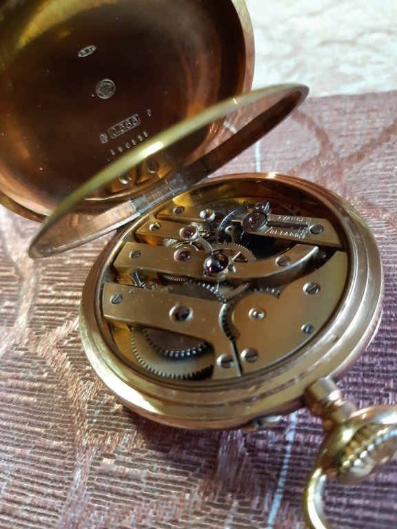 Златен дж.часовник-уникат в Антикварни и старинни предмети в гр. Нови пазар  - ID28571527 — Bazar.bg