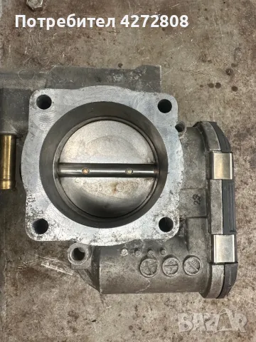 Дроселова клапа за Golf 4 2.3 2.5 , снимка 2 - Части - 47650948