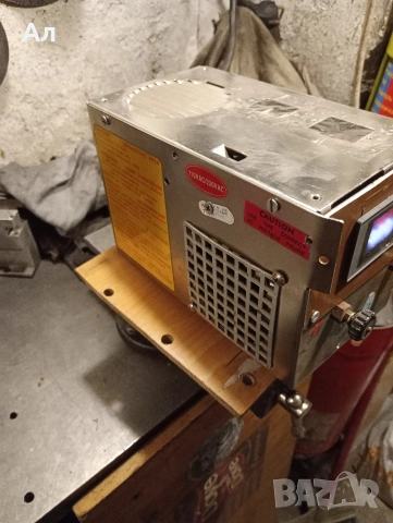 Продавам мощен токоизправител 12 v -10 А