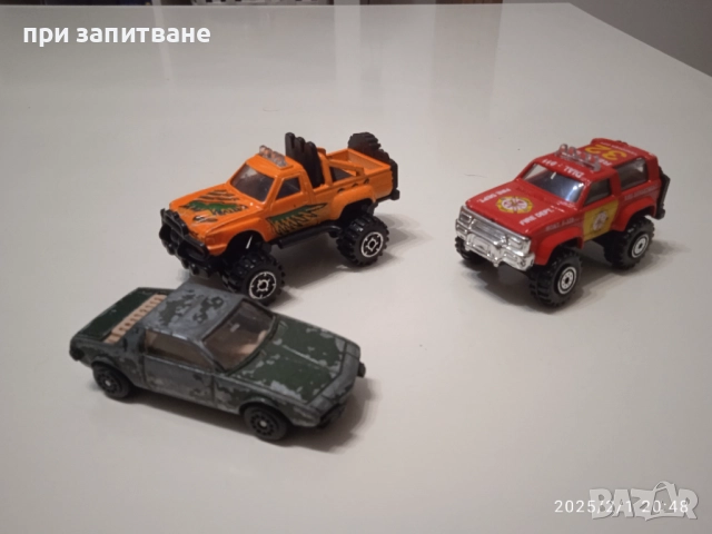 Интересни метални колички 1/64, китай , снимка 16 - Колекции - 48922084