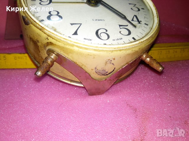 JANTAR MADE in USSR Стар РУСКИ БУДИЛНИК МЕХАНИЧЕН НАСТОЛЕН ЧАСОВНИК ЯНТАР СССР 43674, снимка 11 - Антикварни и старинни предмети - 44463409