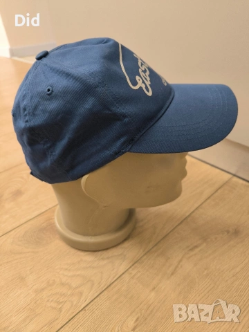 оригинална шапка Eastpack, снимка 4 - Шапки - 54150497