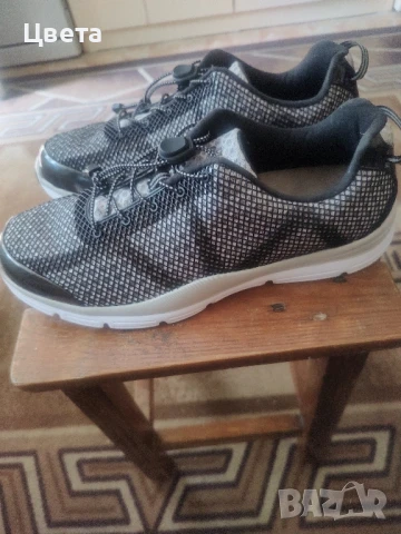 мъжки маратонки