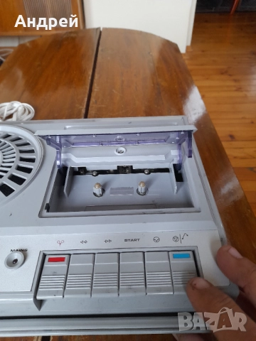 Стар касетофон Elektronika 302-1, снимка 3 - Антикварни и старинни предмети - 52110654