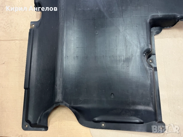 Kората под скоростната кутия за Mercedes C-class W203 2.2 CDI, снимка 2 - Части - 52866560