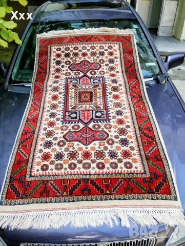 Ръчно тъкан вълнен килим.Произход Иран.Антика за ценители., снимка 6 - Килими - 50664154