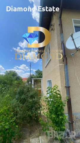 Двуетажна къща в село Бяло поле, обл. Стара Загора, снимка 5 - Къщи - 51285697