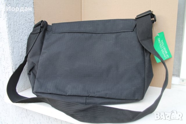 Чанта ''Benetton'', снимка 7 - Чанти - 42357131