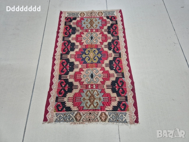 Стар Чипровски килим