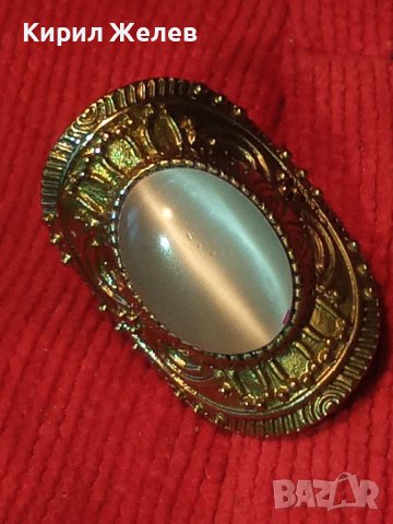 ПОЗЛАТЕН РЕТРО АРТ ПРЪСТЕН с ГОЛЯМ ПОЛИРАН ЛУНЕН КАМЪК с ЕФЕКТ КОТЕШКО ОКО 17092, снимка 2 - Пръстени - 31247210