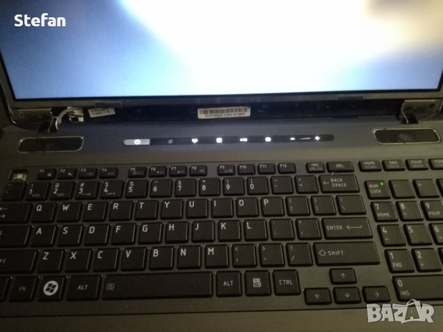 Toshiba Satellite P775, снимка 5 - Лаптопи за дома - 42757214