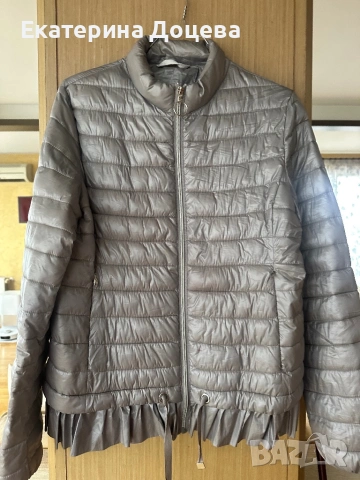 Вталено, сиво яке