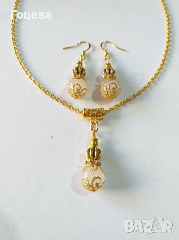 Красивият ни нов комплект бижута с камъни Бял кварц и богати орнаменти в цвят злато , снимка 15 - Бижутерийни комплекти - 35117281