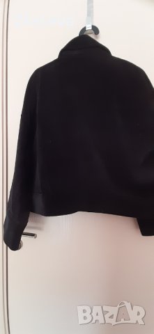 Ново яке на Зара, снимка 2 - Якета - 29910519