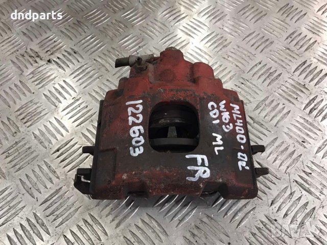 Преден десен спирачен апарат Mercedes ML400,CDI,w163,2001г.