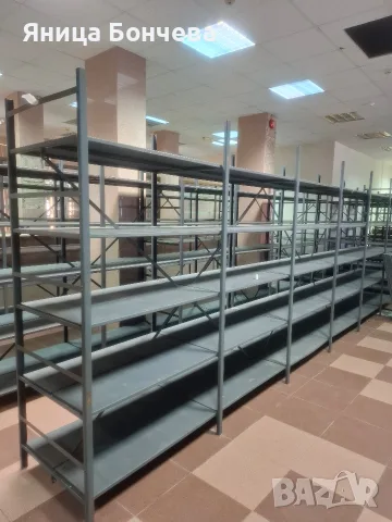  продавам рафтове , снимка 2 - Стелажи и щандове - 56417926