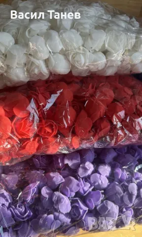 Рози от фоам 3-3.5 см 500 бр
