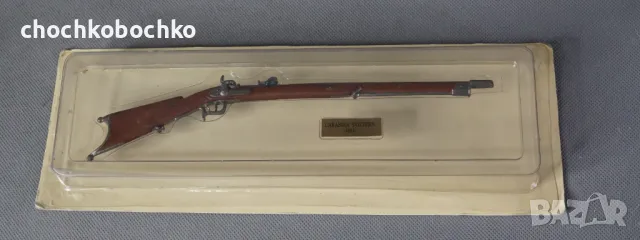 Умален метален Модел на пушка CARABINA SVIZZERA с кутия