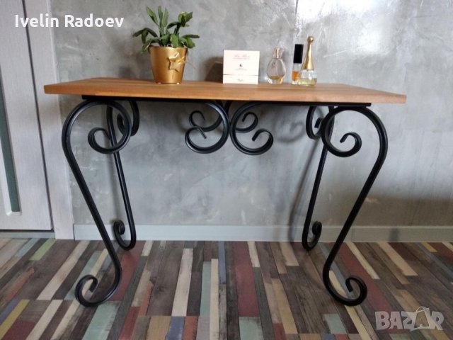 Маса за кафе .помощна 