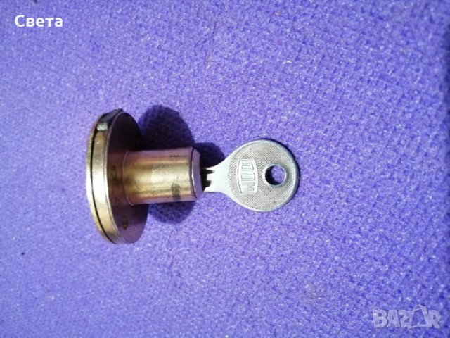 Кръгла бравичка