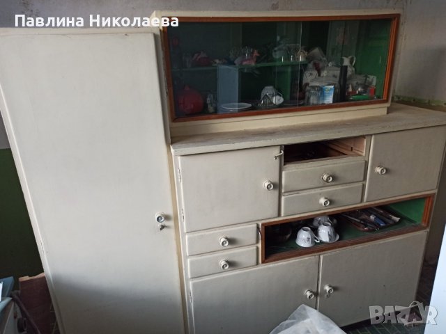 Стар масивен дървен шкаф в Секции и витрини в гр. Разград - ID38113505 —  Bazar.bg