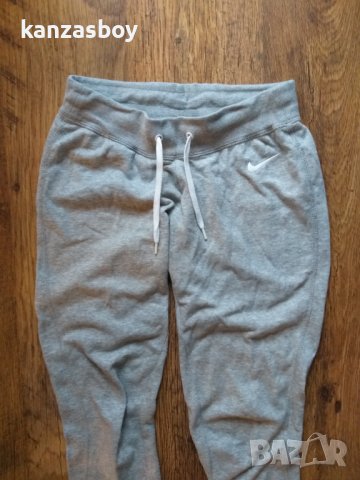 nike - страхотно дамско долнище, снимка 6 - Спортни екипи - 39376977