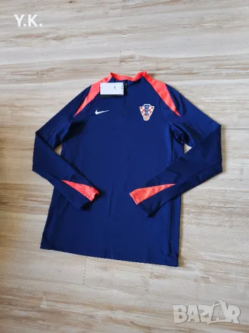Оригинално мъжко горнище Nike Dri-Fit x Croatia National Football Team / Season 24 (Training), снимка 2 - Спортни дрехи, екипи - 50284311