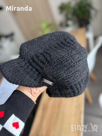 Miss Sixty зимна шапка, снимка 2 - Шапки - 52341409