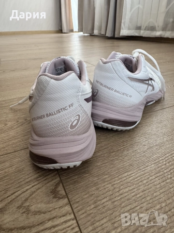 Волейболни обувки Asics, снимка 5 - Маратонки - 55940076