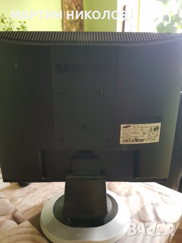 Samsung syncMaster 920, снимка 2 - Монитори - 42756439