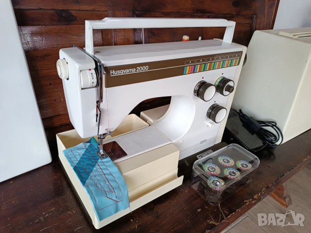 Шевна машина Husqvarna 2000, снимка 3 - Шевни машини - 52509301