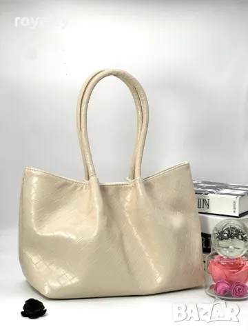 Bottega Veneta дамски чанти Различни цветове , снимка 6 - Чанти - 49483900