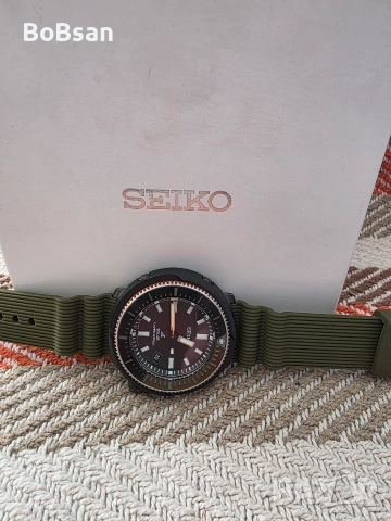 Seiko Prospex Tuna V157-0DE0 SNE547P1 Divers Solar Street Series Green Olive/Black, снимка 4 - Мъжки - 52928287