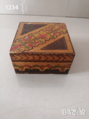 Дървена кутия 9.5 х 9.5 h 5 , снимка 1