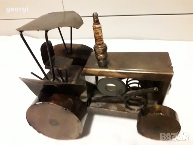 Декоративен трактор  19/1