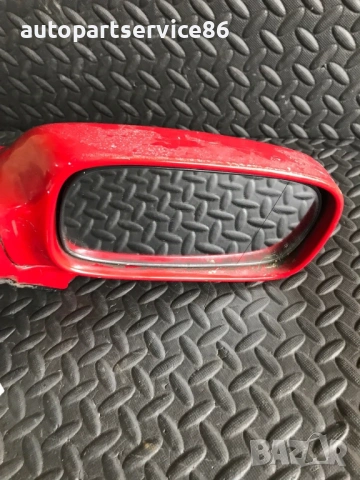 Огледало предно дясно червено за Toyota Celica (2002) 012132, снимка 3 - Части - 54350409