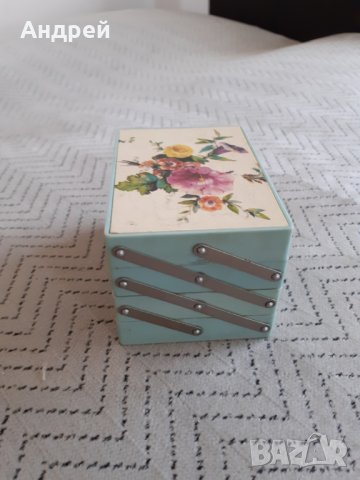 Стара детска сувенирна кутия за принадлежности, снимка 2 - Други ценни предмети - 29641540