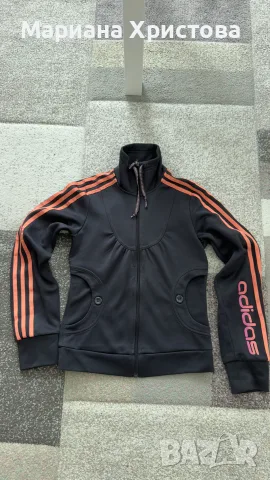 Дамски оригинален екип  Adidas #S, снимка 2 - Спортни екипи - 55937985