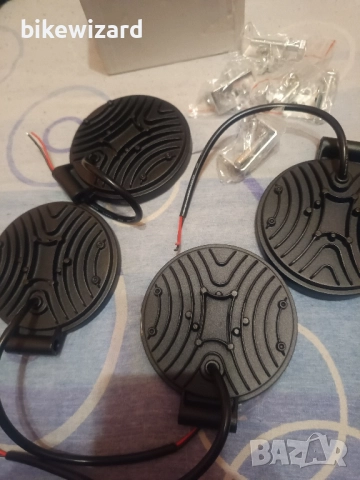 4 броя LED светлини със стойки за джип и др. НОВИ, снимка 3 - Аксесоари и консумативи - 52665695