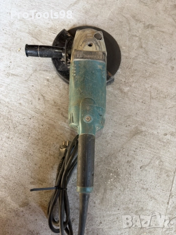 Makita GA9020R 230mm, снимка 4 - Ъглошлайфи - 56167648