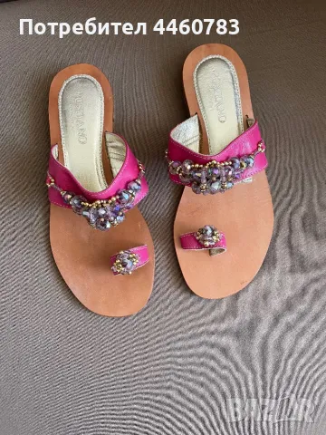 Италиански ръчно правени сандали от кожа.