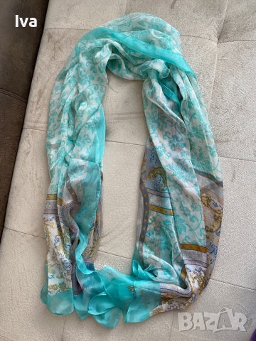 3 различни десена шал от коприна, снимка 9 - Шалове - 38425468