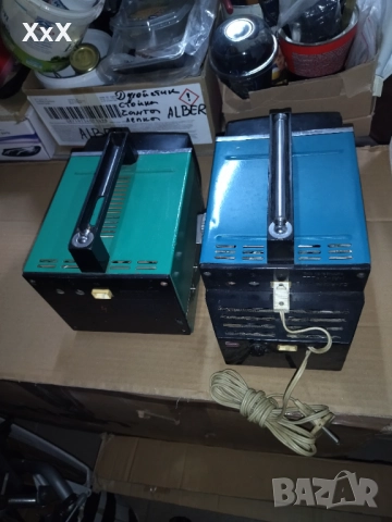 Стар телевизор за къмпинг (ретро), снимка 7 - Антикварни и старинни предмети - 52094312