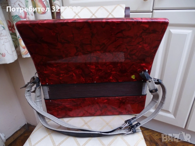 Акордеон Велтмайстер Серино 80 баса, снимка 9 - Акордеони - 53911354