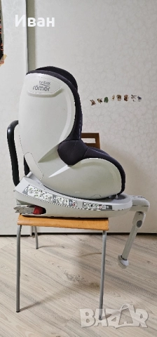 Столче за кола Britax Romer DualFix